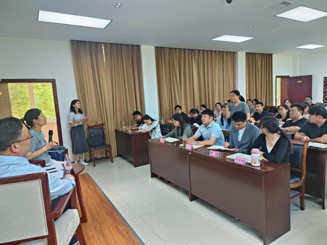 市委党校省选调生培训班开展访谈式教学(图3)